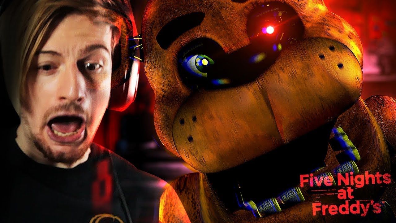 Thumbnail waarop YouTuber 8Bit Ryan bang kijkt tijdens het spelen van Five Nights at Freddy's
